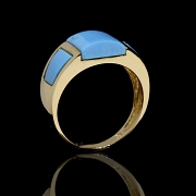 Anillo de oro amarillo de 18K con turquesas