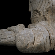 Gran figura de piedra tallada 