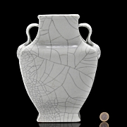 Jarrón cuadrangular 
