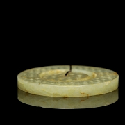 Colgante de jade tallado