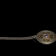 Colgante de plata con incrustaciones, Tíbet, dinastía Qing - 4