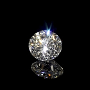 Diamante natural en talla brillante, 2.01 ct, certificado HRD