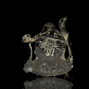 Escultura “Guanyin” en metal patinado, s.XX