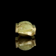Colgante de jade amarillo