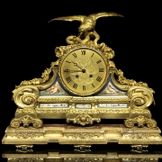 Mantel clock in bronze and porcelain, France, 19th century.