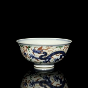 Cuenco de porcelana policromada