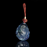 Carved aquamarine pendant 