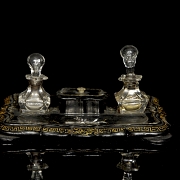 Escribanía victoriana de papier-mâché y nácar, s.XIX