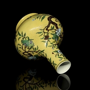 Jarrón de porcelana esmaltada