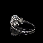 Anillo en oro blanco de 18k con aguamarina y diamantes