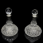 Pareja de botellas de barco en cristal tallado, s.XX