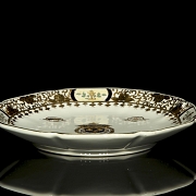 Plato de porcelana