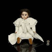 Muñeca de porcelana D.E.P. Gebrüder Kühnlenz, Alemania, c. 1910-1920