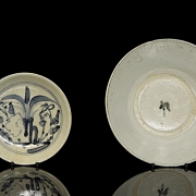 Plato y cuenco de cerámica esmaltada