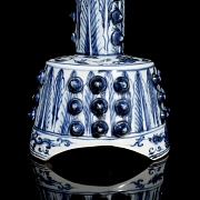 Blue and white porcelain ritual bell, with Xuande mark