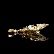 Broche de oro amarillo con granate y perlas, estilo Victoriano