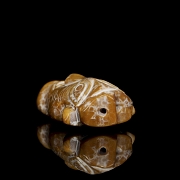 Colgante de jade tallado