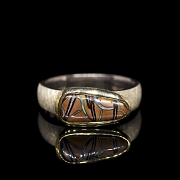 Anillo de plata con ópalo