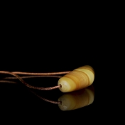 Cuenta de ágata natural bandeada, dinastía Liao