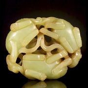 Figura de jade amarillo 