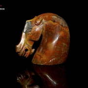 Busto de ágata tallada 