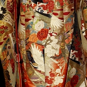 Uchikake matrimonial de seda bordada, s.XXI - 3
