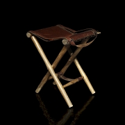 20th-century leather hunting stool - 1