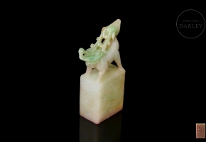 Jadeite seal ‘Deer and Crane’, Qing dynasty