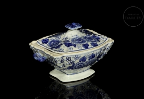 Glazed porcelain container “Chrysanthemums”, 20th century