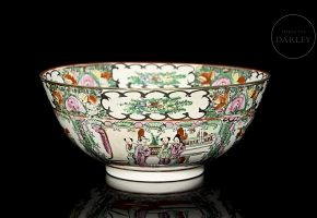 Glazed porcelain bowl, “Courtly Scenes,” Canton, 20th century