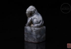 Grey Hetian jade seal ‘Mythical Animal’, Qing dynasty