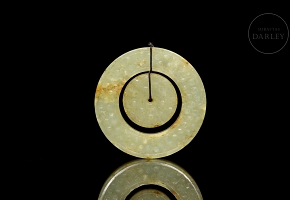Carved jade pendant ‘Discs’, Han style