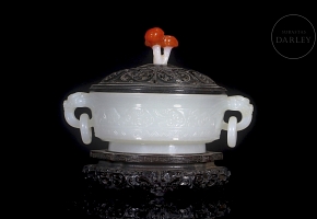 Incensario de jade blanco y sándalo, dinastía Qing