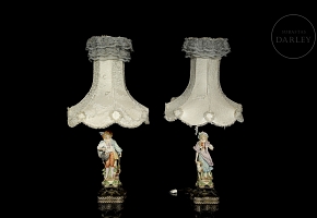 Pareja de lámparas de sobremesa estilo Meissen, s.XIX-XX