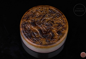 Circular jade seal “Great Dragon,” Qing dynasty