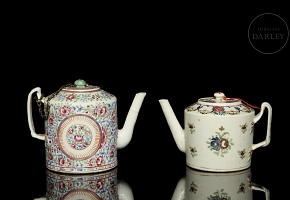 Two glazed porcelain teapots, Qing dynasty