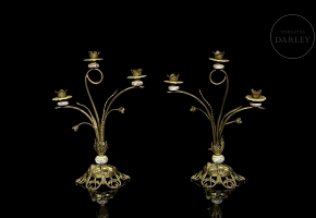 Candelabros de bronce y cerámica, segunda mitad s. XX