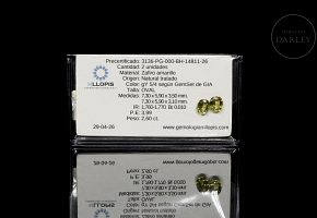 Pareja de zafiros amarillos naturales, 2,60 ct