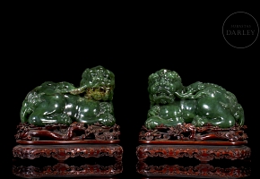 Pareja de figuras de jade verde espinaca 