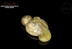 Figura de jade amarillo