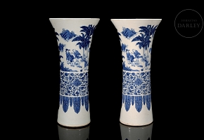 Pair of Gu vases, ‘Scenes and Flowers’, Qing dynasty