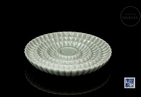 Celadon porcelain plate, with Yongzheng mark
