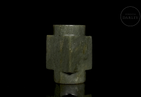 Cong de jade tallado, cultura Qija