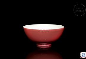 Taza de porcelana con esmalte rosado, con marca Yongzheng