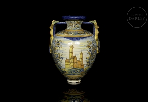 胡安·鲁伊斯·德·卢纳（1863–1945）《带女性手柄的双耳瓶》，20世纪