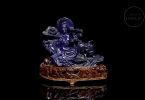 Carved lapis lazuli figure of Guanyin, 20th century