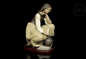 Figura de Lladró “Canterera clásica”