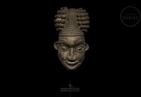 Máscara para danza Gèlèdẹ́, cultura Yoruba, suroeste de Nigeria/Benín