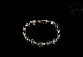 Pulsera de oro amarillo con zafiros