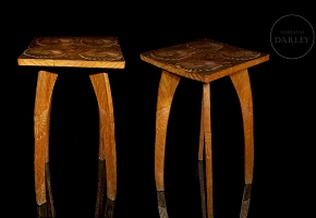Pareja de mesas auxiliares de estilo Japonesismo para Liberty & Co., circa 1900–1910